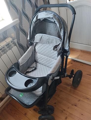 Uşaq arabası – Vanbloem brendi, boz rəng. Xüsusiyyətlər: - Geniş və