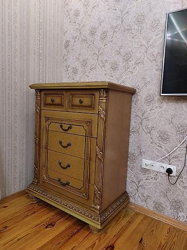 masa ayaqlari: Komod, Servant — 5
