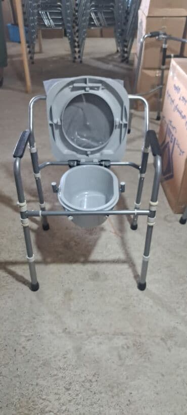 Yerimək üçün arabalar, çəliklər, əsalar, rollatorlar: 🩺Əsa (çəlik) böyüdüb kiçiltmək olur 20 AZN . 🩺Əsa (çəlik) böyüdüb — 14