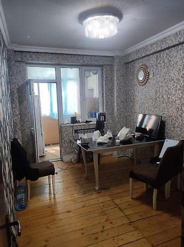 1 otaqlı mənzil – mətbəx və dəhlizli - Plan: girişdə uzun dəhliz, ayrı