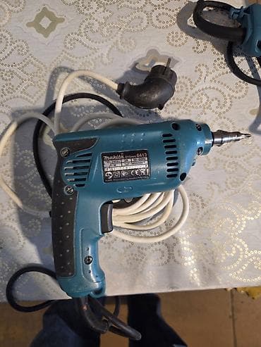 drel makita: Makita 6413 elektrikli drel. Model: **Makita 6413** Patron ölçüsü — 3