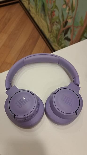 Monitorlar: JBL simsiz on-ear qulaqcıq – bənövşəyi rəng - Marka və model xətti — 2