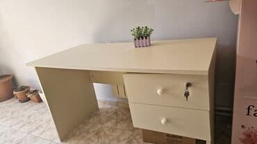 Ofis masaları: Iş masası — 1