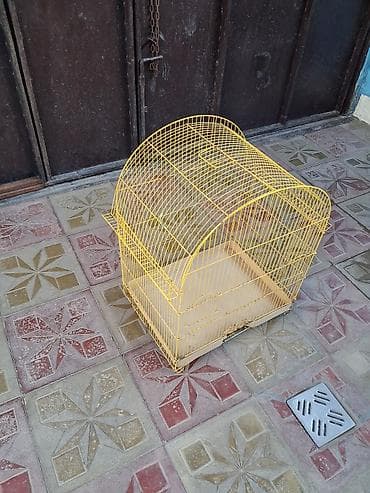 cex quşlar: Sarı metal quş qəfəsi - Material: toz boyalı metal karkas, plastik — 1