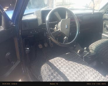 opel zafira a: VAZ (LADA) 4x4 Niva: 1.7 l | Krossover — 5