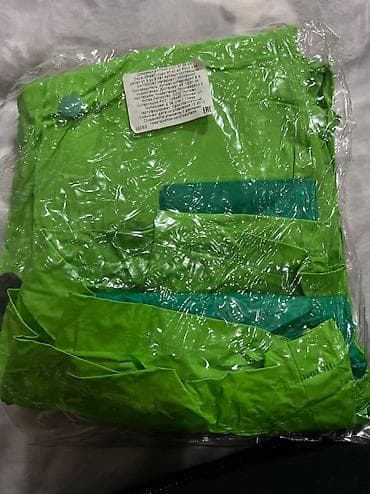 2 yas: Дождевик от 3 до 6 лет(98-124)
Новый!Цена:7 манат — 4