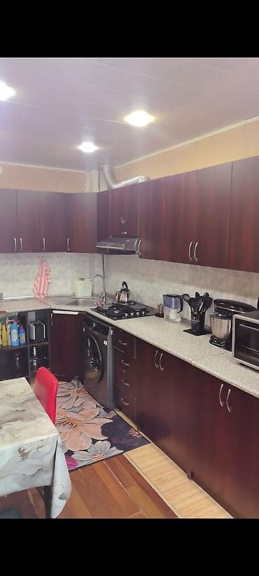 islenmis sifoner satilir: Metbex mebeli 300 manata satilr. Ölçü 3.40*1.40 . Üstünde qaz moyka — 1