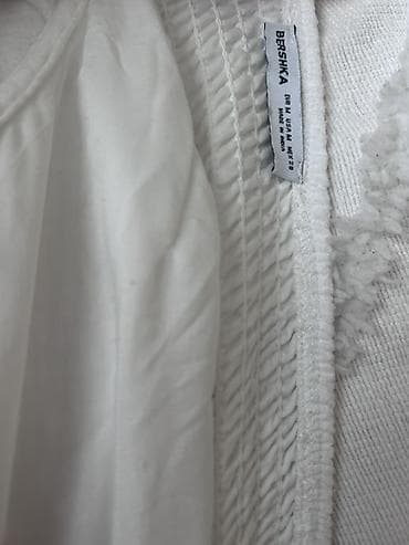 Bershka-nin resmi sehifesinden baha qiymete vurulub defe geyinlib — 4