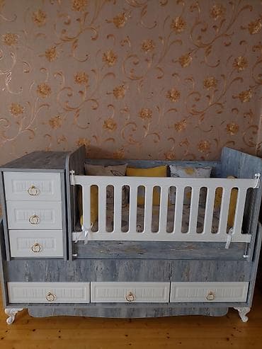 Oğlan və qız üçün, İşlənmiş, Dördbucaq, Beşik, Dəst ilə, Matras ilə, Yellənmə mexanizm ilə lalafo.az -da Oğlan və qız üçün, İşlənmiş, Dördbucaq, Beşik, Dəst ilə, Matras ilə, Yellənmə mexanizm ilə