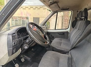 moto salvar: ZMZ mator . Mator most karobka ramasi idealdi. Kuzasina ele gezdirmey — 2