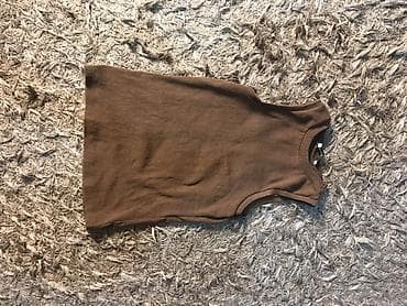 uzunqol bodi: Qadın geyim dəsti – 4 parçadan ibarət 1) Alo markalı ağ bodi - — 4