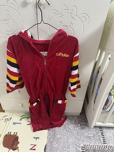 Халаты красное и розовое не ношеное светло серый для беременных lalafo.az -da Халаты красное и розовое не ношеное светло серый для беременных