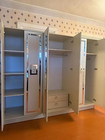 dolab şfaner: Yeni, 6 qapı, Güzgülü, Ağ, Digər material, Açılan, Düz dolab — 2