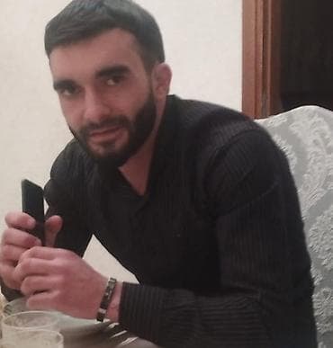 parfois baku: Bi xanımla tanış olmağ istəyirəm yaş 28 subay bakıda yaşayıram — 1