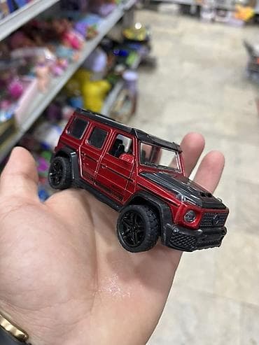 kohnə pullar: Metal oyuncaq avtomobil – ofroud SUV model - Korpus: metal üstlüklə — 1