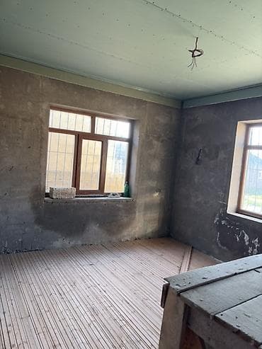 xocasen evler: Satılır: 4 otaqlı 130kv 2 sotun içinde padmayaq ev belediye seneti — 5