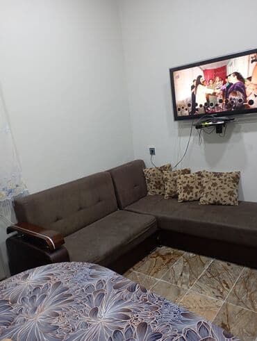 2 ci el kunc divan: Künc divan, İşlənmiş, Açılan, Bazalı, Parça, Çatdırılma yoxdur — 2