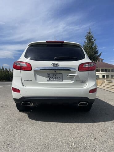 niva oturacaqları: Hyundai Santa Fe: 2.4 l | 2010 il Ofrouder/SUV — 5