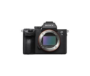 osmo mobile 6: Sony Alpha a7 III (ILCE-7M3) gövdə - Tam kadr 24.2 MP Exmor R BSI — 1