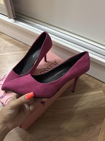 şlapa: Pink rəng 
36/37 razmer — 2