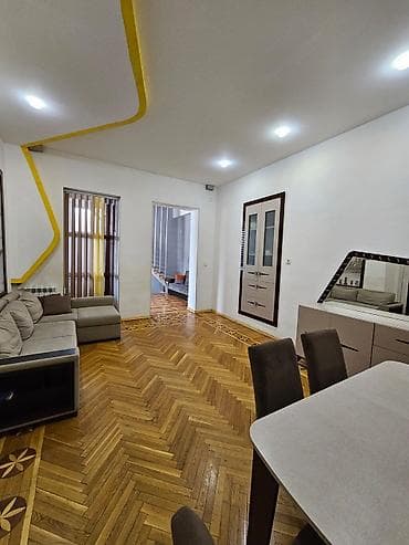 3 otaqlı, iki səviyyəli mənzil (studia tipli zal + mətbəx-sala, 2