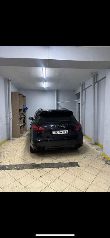 rengsaz elan: Rəngsaz tələb olunur, Növbəli qrafik, Natamam iş günü, Aylıq ödəniş — 7