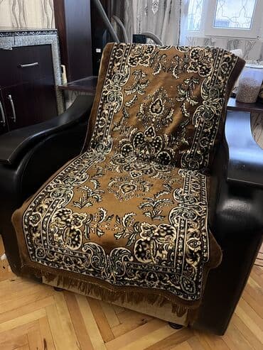 куплю кресло кровать бу: İşlənmiş, Kreslo, Dəri, Kredit yoxdur, Çatdırılma yoxdur — 1