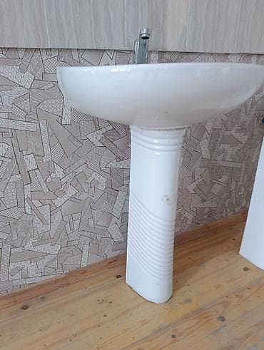 tulpan moyka: Ayaqüstü çanaq (lavabo) – keramika, klassik ağ rəng — 1