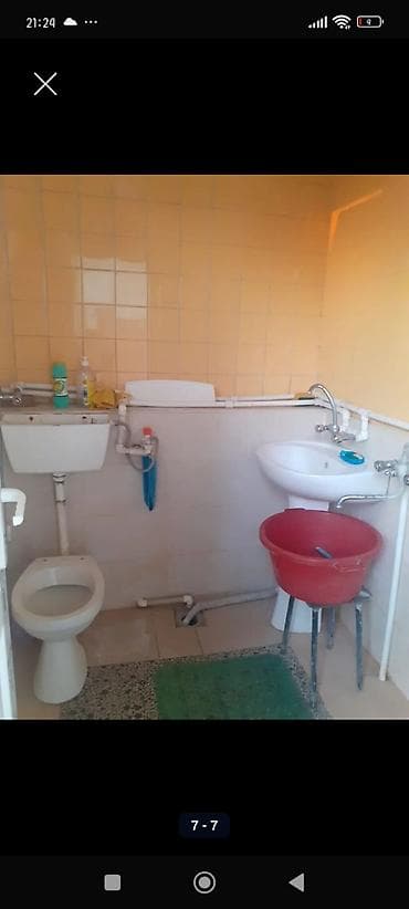 masallida evler: Kirayə üçün həyət evi Tələbələr üçün oğlan qız fərq etmir. 4 — 7