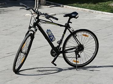 hibrid velosiped: Şəhər velosipedi Giant, 28" — 2