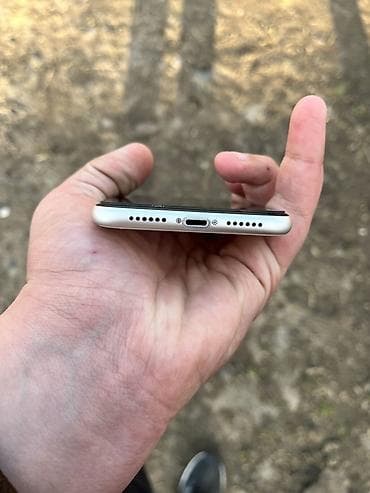 samsung a40 irşad: IPhone 11, 128 GB, Ağ, Face ID, Sənədlərlə — 3