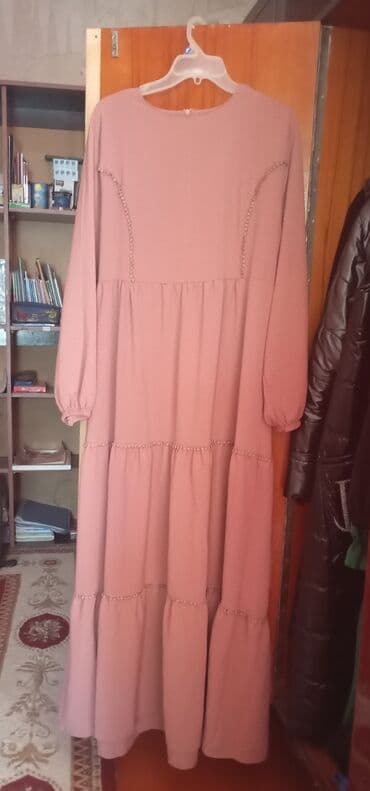 yunan lavandası: - Uzun xanım donları (2 ədəd) 1) Qara-sarı maxi don: - Yumru yaxalı — 5