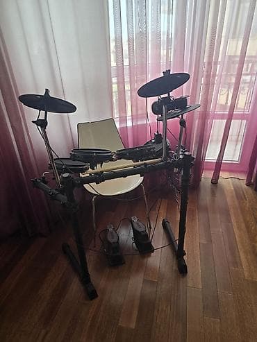 baraban: Alesis Turbo Mesh Kit – elektron baraban dəsti Xüsusiyyətlər: - Turbo — 1