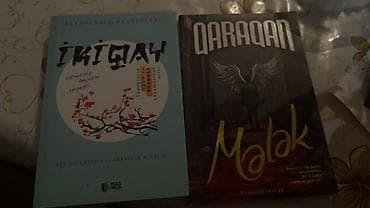 Satılır: 2 kitab dəsti, ikisi birlikdə 9 azn. Ayrılıqda 5 azm 1)