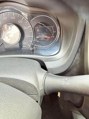 Nissan Note – kompakt şəhər hetçbeki - Kuzov: 5 qapılı hetçbek, ağ