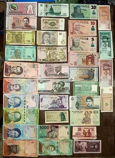 Beynəlxalq kolleksiya kağız pullar dəsti 10 dənədən artıq alana biri 1