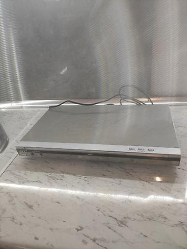 video dvd: DVD pleyer işlenmiyib tezedir. - Kompakt və nazik korpus, gümüşü rəng — 2