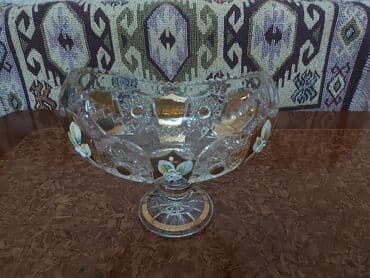 saxlama qab: Bu dəstə müxtəlif ölçülü beş ədəd kristal meyvə qabı daxildir. Hər bir — 2