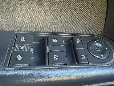 nissan note hibrit: Opel Astra H Hatchback - Kuzov: 5 qapılı hatchback, tünd boz rəng - — 9