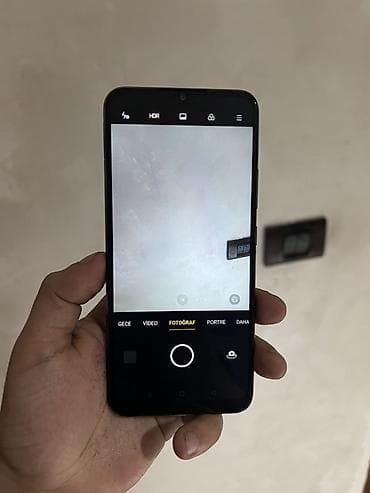 realme barter: Realme C11 (2021), 32 GB, rəng - Qara, Barmaq izi, Face ID — 6