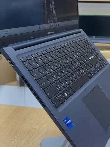 asus i7: ASUS VivoBook noutbuku Əsas xüsusiyyətlər: - Ekran: 15.6" geniş — 2