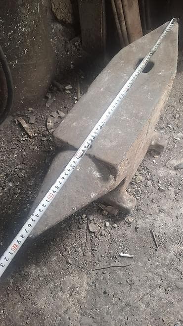 qelem seti: Dəmirdöymə örs - Material: tökmə polad/gücləndirilmiş dəmir gövdə — 1