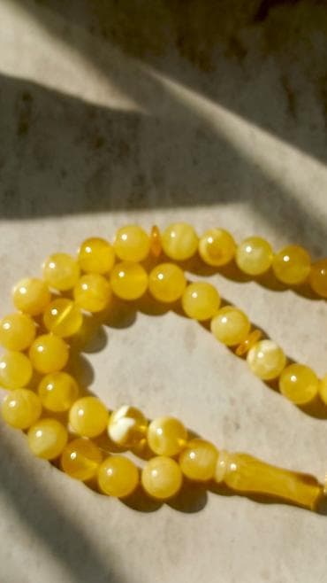 ebanit tesbeh: 1-ci sort Kral kəhrəbası.100% təbii,bütöv daş Baltik kəhrəbasından — 5