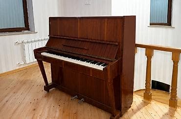 Pionino tam işləkdir 
Qiymet 280 azn 
Unvan 28 may 
Vesile🌹1550