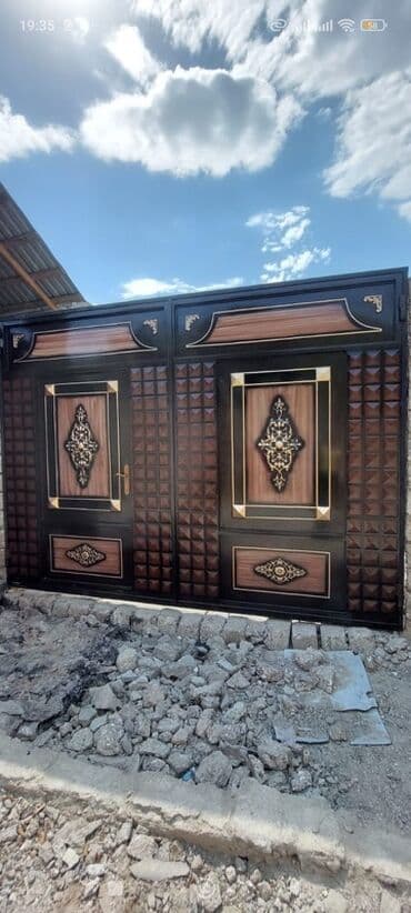 Dəmir Həyət darvazası, Yana açılan, Mexaniki, Qapı ilə