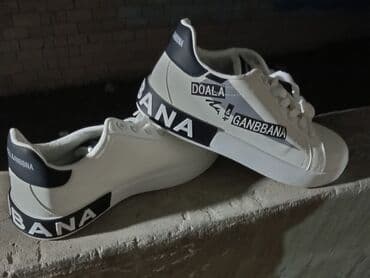 Botinkalar: Bu ayaqqabı satılır sadəcə alınıb geyinilmir heç vaxt geyinilmiyib 44 — 1