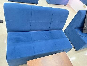 8 eded divan satilir biri 70 manat.Olcu 1.20/70.Unvan Ceyranbatan.SH