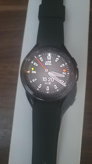 Samsung Galaxy Watch4 Classic (46 mm) – qara Xüsusiyyətlər: - — 1