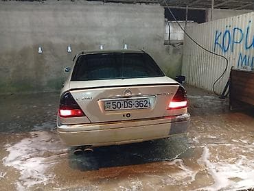 nomre altligi: Mercedes-Benz C 200 (W202) sedan - Kuzov: sedan, qızılı/bej rəng - — 3