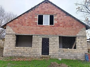 Satılır: həyət evi və torpaq sahəsi - Ümumi: daş hasarla əhatələnmiş